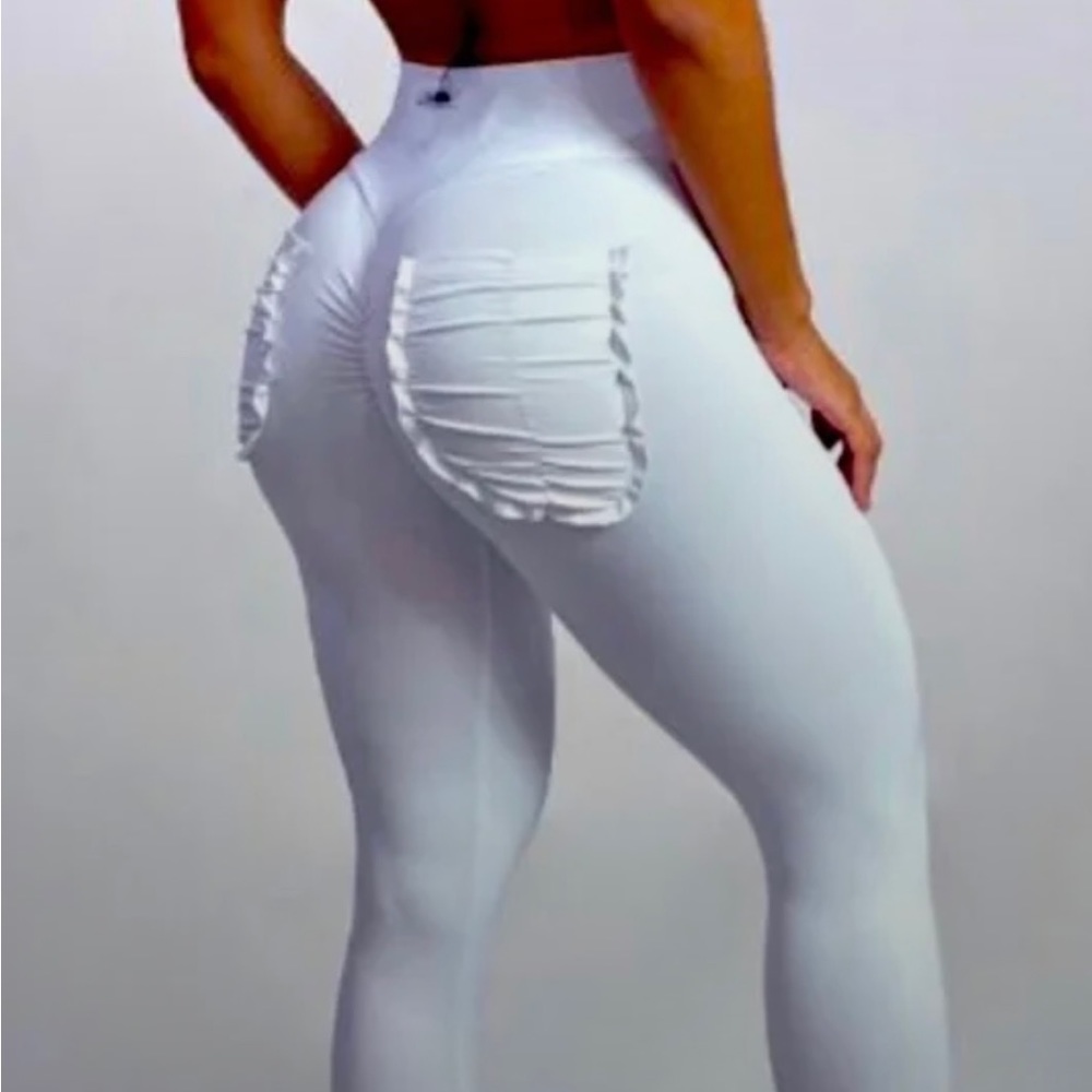 Brazilian Scrunch Booty pants sexy 🔥 NWT